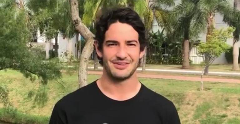 Alexandre Pato curte jantar romântico com Rebeca Abravanel - Instagram