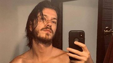 Caio Paduan exibe boa forma em registro sem camisa - Instagram