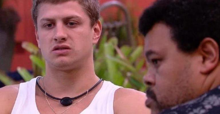 Equipe de Lucas pede ajuda de Babu para eliminar Victor Hugo do BBB20 - Reprodução/TV Globo