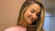 Claudia Leitte encanta a web ao postar vídeo amamentando a filha durante viagem - Reprodução/Instagram