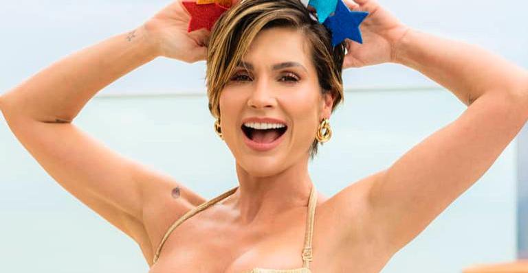 Flávia Alessandra curte carnaval com biquíni fio-dental - Reprodução/Instagram