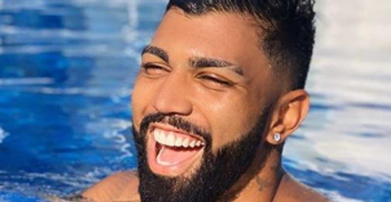 Irmã gata de Gabigol exibe cliques da mansão do craque - Reprodução