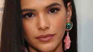 Bruna Marquezine aposta em vestido curtinho e decotado - Brazil News/Roberto Filho