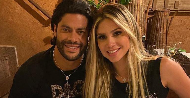 Hulk Paraíba ostenta aliança de compromisso durante jantar romântico com a namorada, Camila Ângelo - Reprodução/Instagram