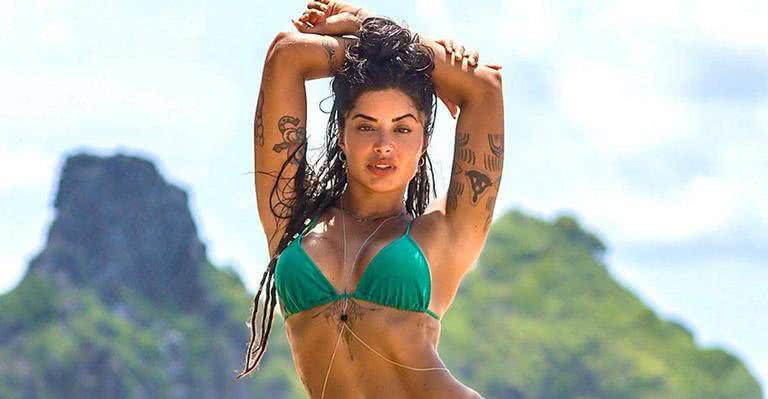 Aline Riscado relembra de cliques na praia e deixa os fãs boquiabertos - Reprodução/Instagram