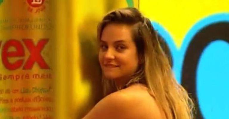 BBB20: Gabi Martins tira a roupa e leva bronca após 17 horas de aula - Reprodução