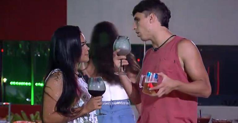 BBB20: Flayslane abre o coração e confessa ter sentimentos por Felipe Prior: ''Gosto de você'' - Reprodução/TV Globo