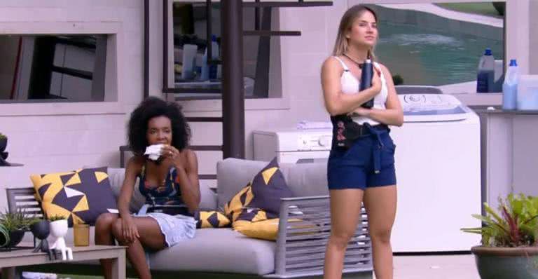 BBB20: Sisters comentam tranquilidade na casa e Thelma propõe pool party - Reprodução/TV Globo