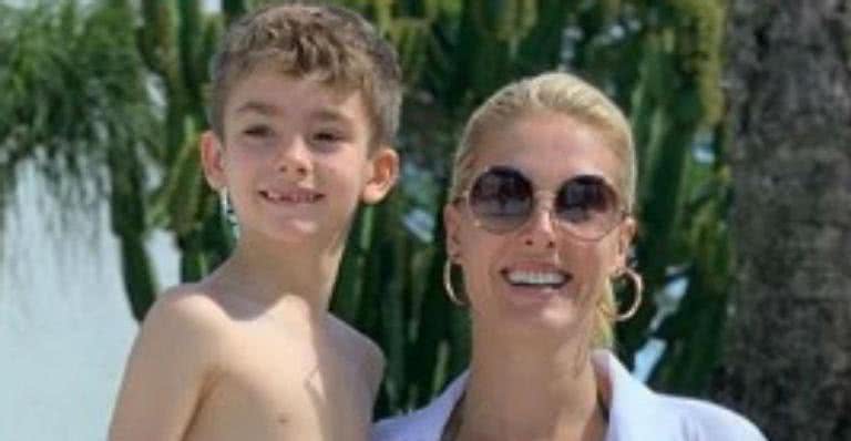 Ana Hickmann encanta web ao surgir abraçadinha com o filho: “Meu raio de luz” - Reprodução/Instagram