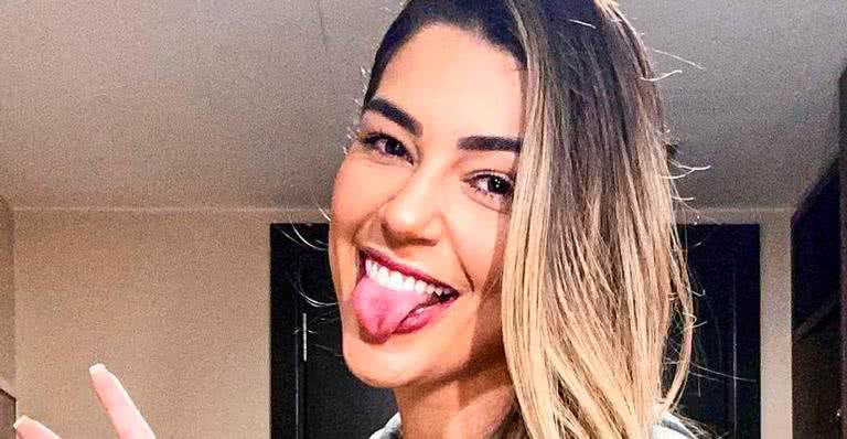 Vivian Amorim assume namoro, mas esconde identidade do namorado - Reprodução/Instagram