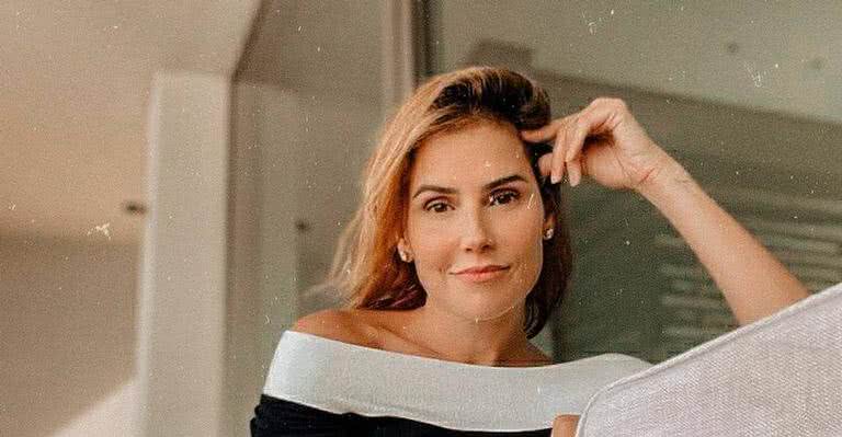 Deborah Secco enche de fofura a web ao surgir em momento divertido com a filha - Reprodução/Instagram