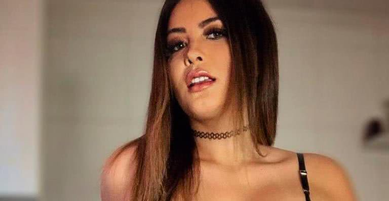 Geisy Arruda posa com lingerie ousada e deixa dobrinhas da virilha à mostra - Reprodução/Instagram