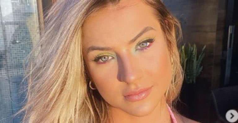 Belíssima, Ex-BBB Gabi Martins faz carão e arranca suspiros da web ao surgir de biquíni - Reprodução/Instagram