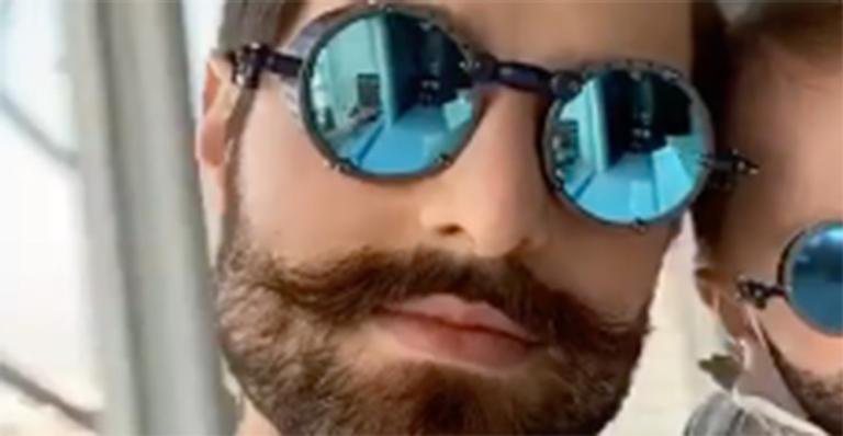 Alok mostra o filho, Ravi, de óculos e barba e se diverte - Instagram