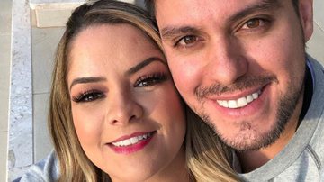 O casal usou as redes sociais para mostrar momento único da família curtindo a tarde deste sábado (18) - Reprodução/Instagram