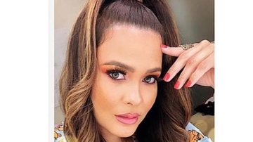 Geisy Arruda surge em clique ousado - Instagram