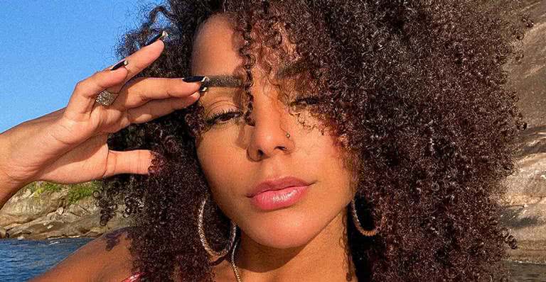 Brunna Gonçalves celebra cabelos naturais e revela medo de julgamento - Instagram