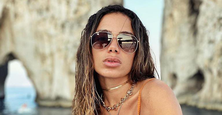 Na Itália, Anitta é vista em iate com milionário amigo de Cristiano Ronaldo - Instagram