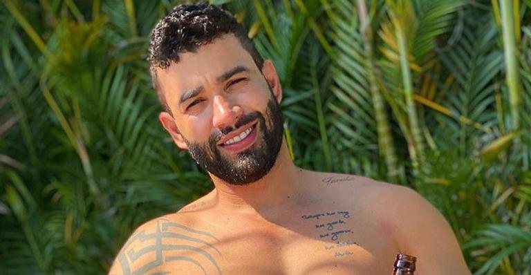 Gusttavo Lima posa em seu jatinho avaliado em R$180 milhões - Reprodução/Instagram