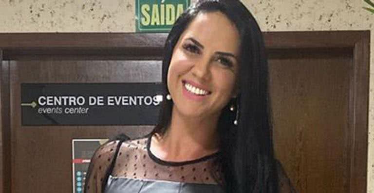 Graciele Lacerda posa com vestido de couro - Reprodução/Instagram