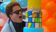 Romero Britto ganha bolo de 2 metros de altura - Reprodução/Instagram