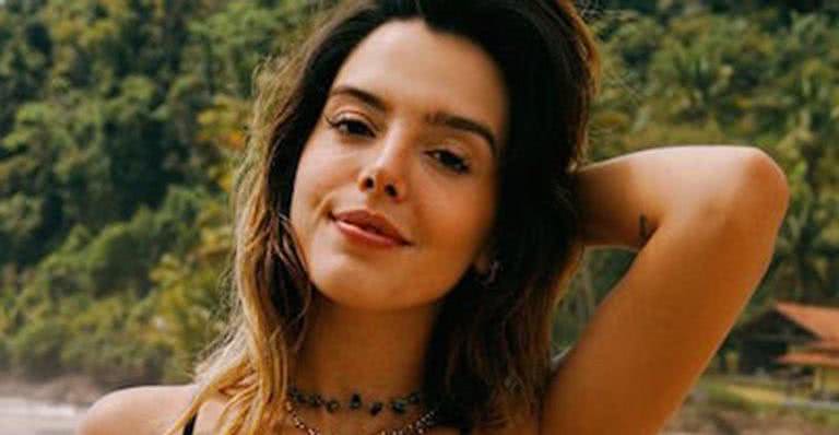 Giovanna Lancellotti causa com cliques de biquíni fio-dental - Reprodução/Instagram