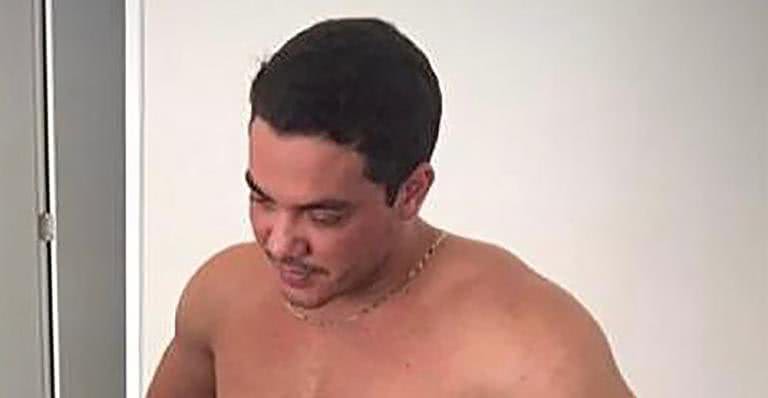 Wesley Safadão ostenta barriga sarada e eleva a temperatura na web: "Quero esse abdômen" - Reprodução/Instagram