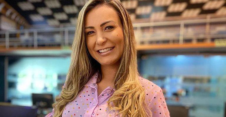 Andressa Urach deixa cargo na Igreja Universal, pinta os cabelos e desabafa - Reprodução/Instagram