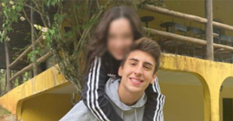 Influenciador de 19 anos anuncia namoro com menina de 12 e gera polêmica - Reprodução/ Instagram