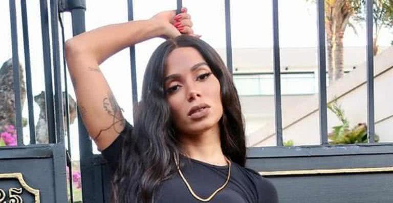 Anitta revela intoxicação alimentar - Instagram