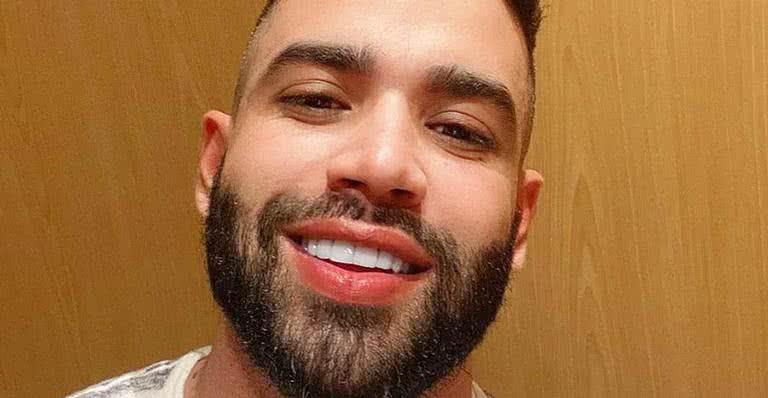 Gusttavo Lima surge sorridente nas redes sociais e fãs alfinetam - Reprodução/Instagram