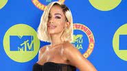 Anitta causa em premiação internacional com look grifado e bem sexy - Getty Images