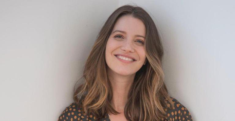 Nathalia Dill posa no quartinho da herdeira - Instagram