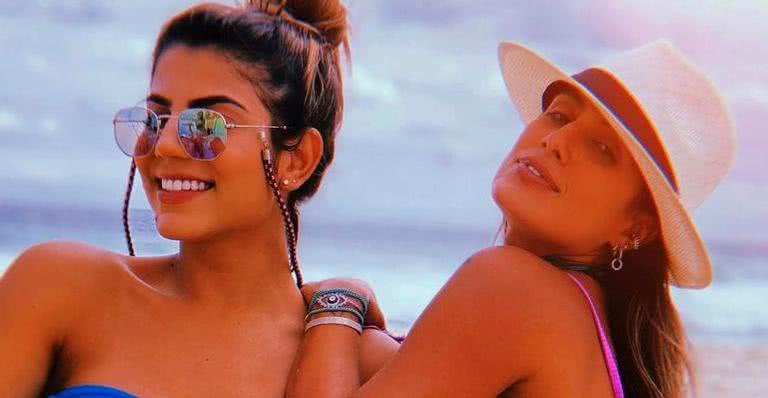 Ex-BBBs Carol Peixinho e Hariany Almeida curtem praia e abalam de fio-dental - Reprodução/Instagram