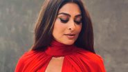 De vestido vermelho, Juliana Paes arrasa com decotão até o umbigo - Reprodução/Instagram/Fernando Tomaz