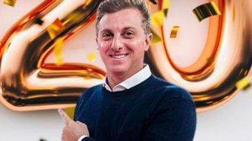 Luciano Huck aproveita "má sorte" e tira foto para mandar 2020 embora - Reprodução/Twitter