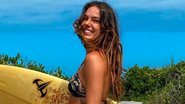 De biquíni cavado, Isis Valverde curte dia de surfe na Bahia e arrasa - Reprodução/Instagram