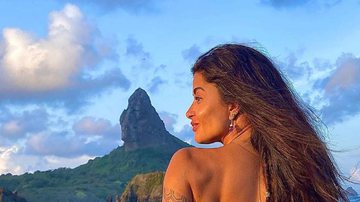 Praticando remo, Aline Riscado abusa da sensualidade - Instagram