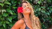 Ex-BBB Hariany Almeida puxa saída de banho e mostra virilha em biquíni micro - Reprodução/Instagram