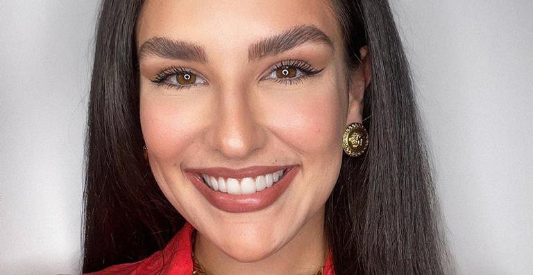 Após sumiço da web, Kéfera Buchmann nega participação no BBB21: "Não faço ideia de onde surgiu isso" - Reprodução/Instagram