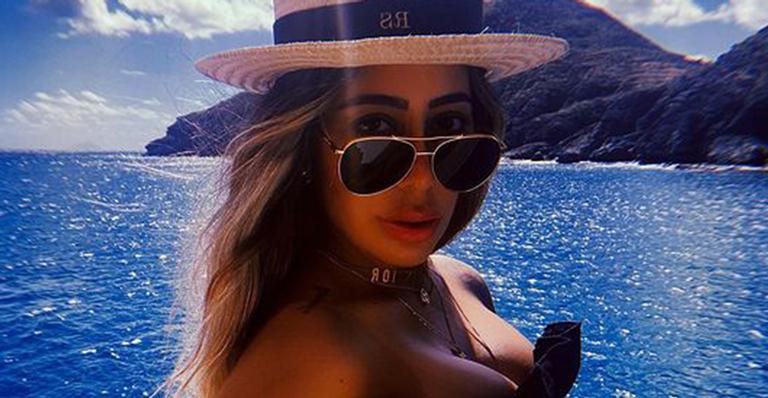 Rafaella Santos curte dia de praia no Caribe e bumbum empinado rouba a cena - Instagram