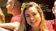 Andressa Urach reúne marido e filho para jantar e semelhança rouba a cena - Reprodução/Instagram