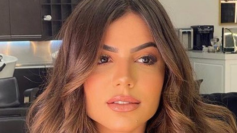 Ex-BBB Hariany Almeida dá adeus aos cabelos curtos e surge deslumbrante com os fios longos: “Atingiu a perfeição” - Reprodução/Instagram