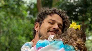 José Loreto completa 37 anos e celebra momento especial ao lado da filha: “Meu maior presente é ser seu pai” - Reprodução/Instagram