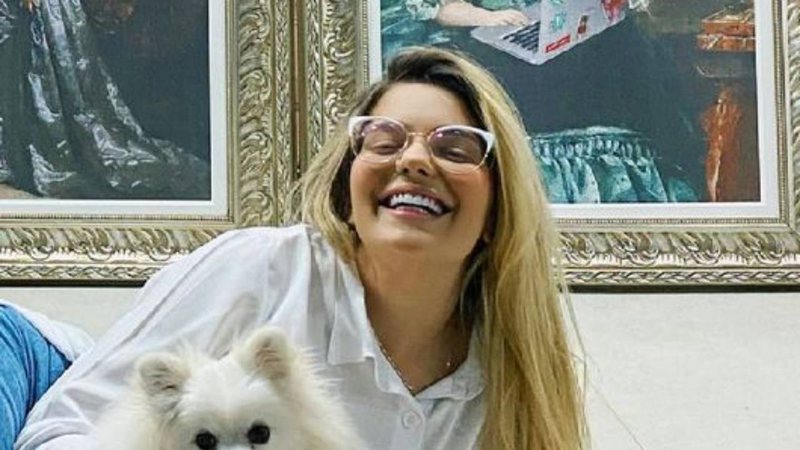 Após o BBB21, Viih Tube posa com quadros do Líder em casa e fãs celebram: "Maior jogadora da história" - Reprodução/Instagram