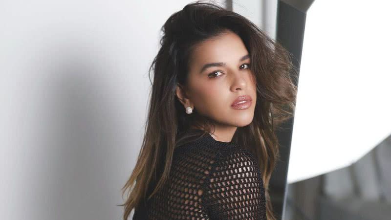 Mariana Rios sensualiza com saída de praia 'furada' e curvas impressionam: "Gata" - Reprodução/Instagram