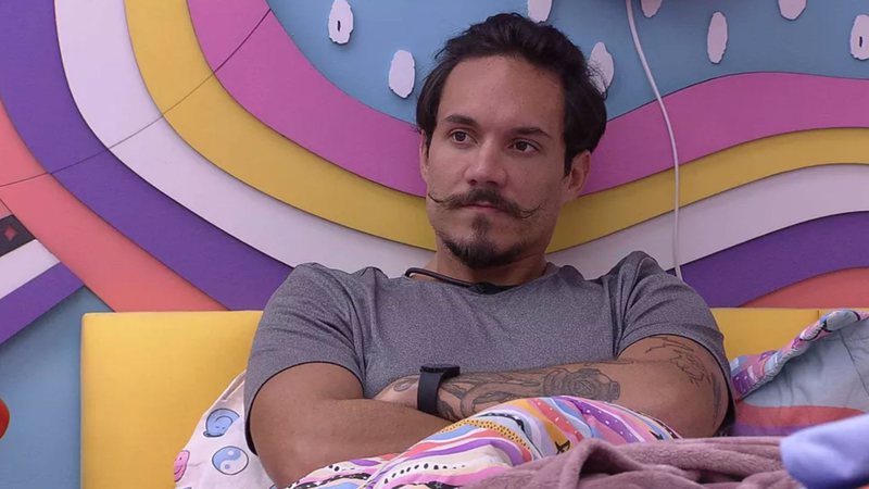 Eliezer refletiu sobre sua situação no BBB22 e disse que precisa de um milagre para continuar no game - Reprodução/TV Globo