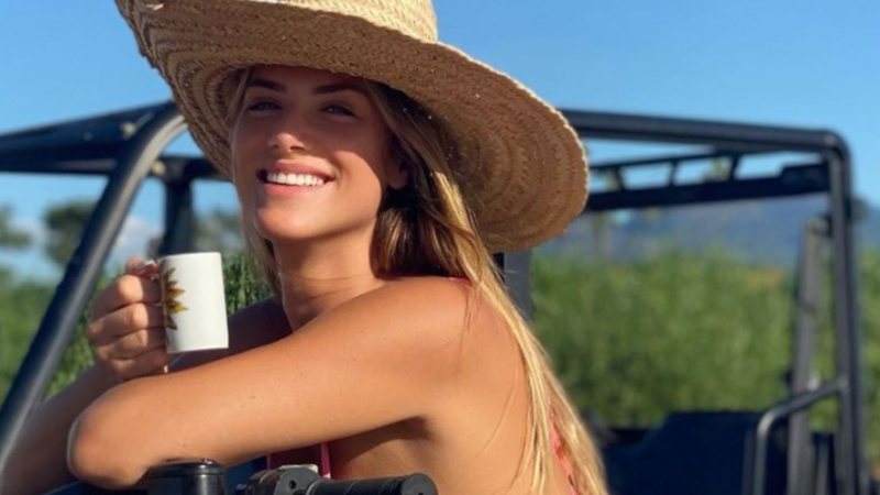 De shortinho, Giovanna Ewbank empina o bumbum no rancho luxuoso da família: "Mulherão" - Reprodução/Instagram