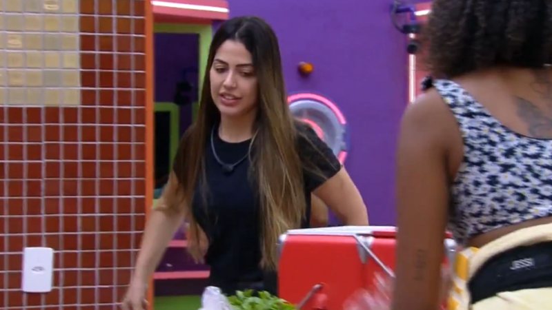 Laís alfinetou a produção do BBB22 ao falar sobre a situação da xepa - Reprodução/TV Globo