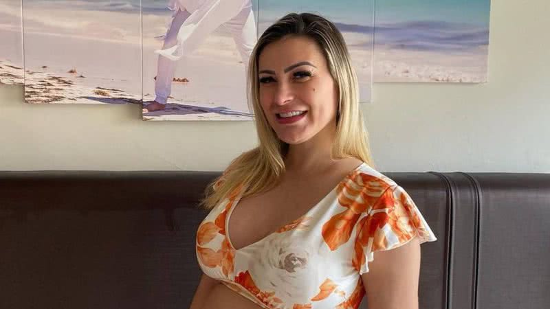 Aos seis meses, Andressa Urach surge de top e barrigão rouba a cena: "Radiante" - Reprodução/Instagram